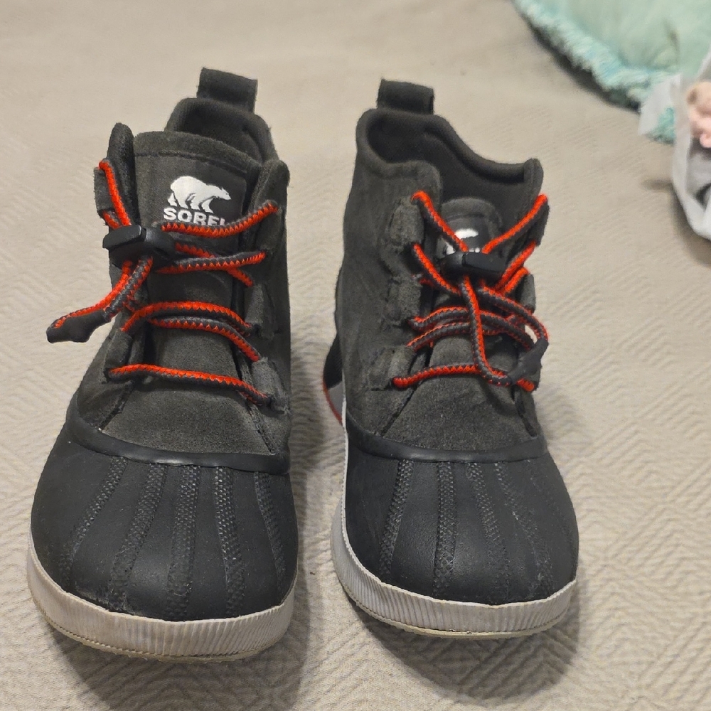Sorel Kids Black and Red Lace-Up Boots